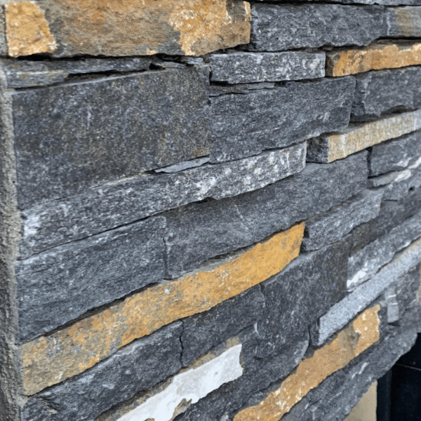 Grey Larr - Image 2